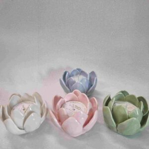 Candela, disponibile anche nei colori, rosa, bianco, verde